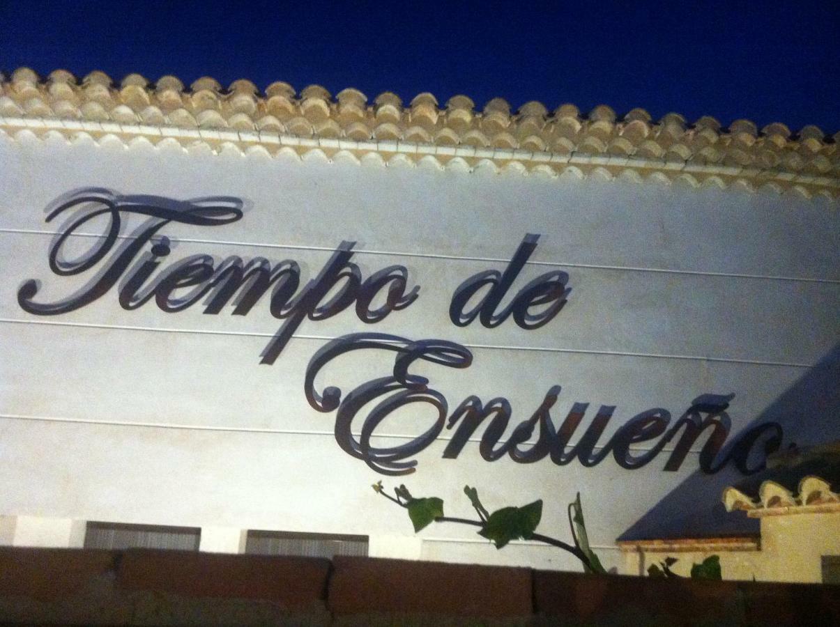 Tiempo De Ensueno Lejlighed Cella Eksteriør billede